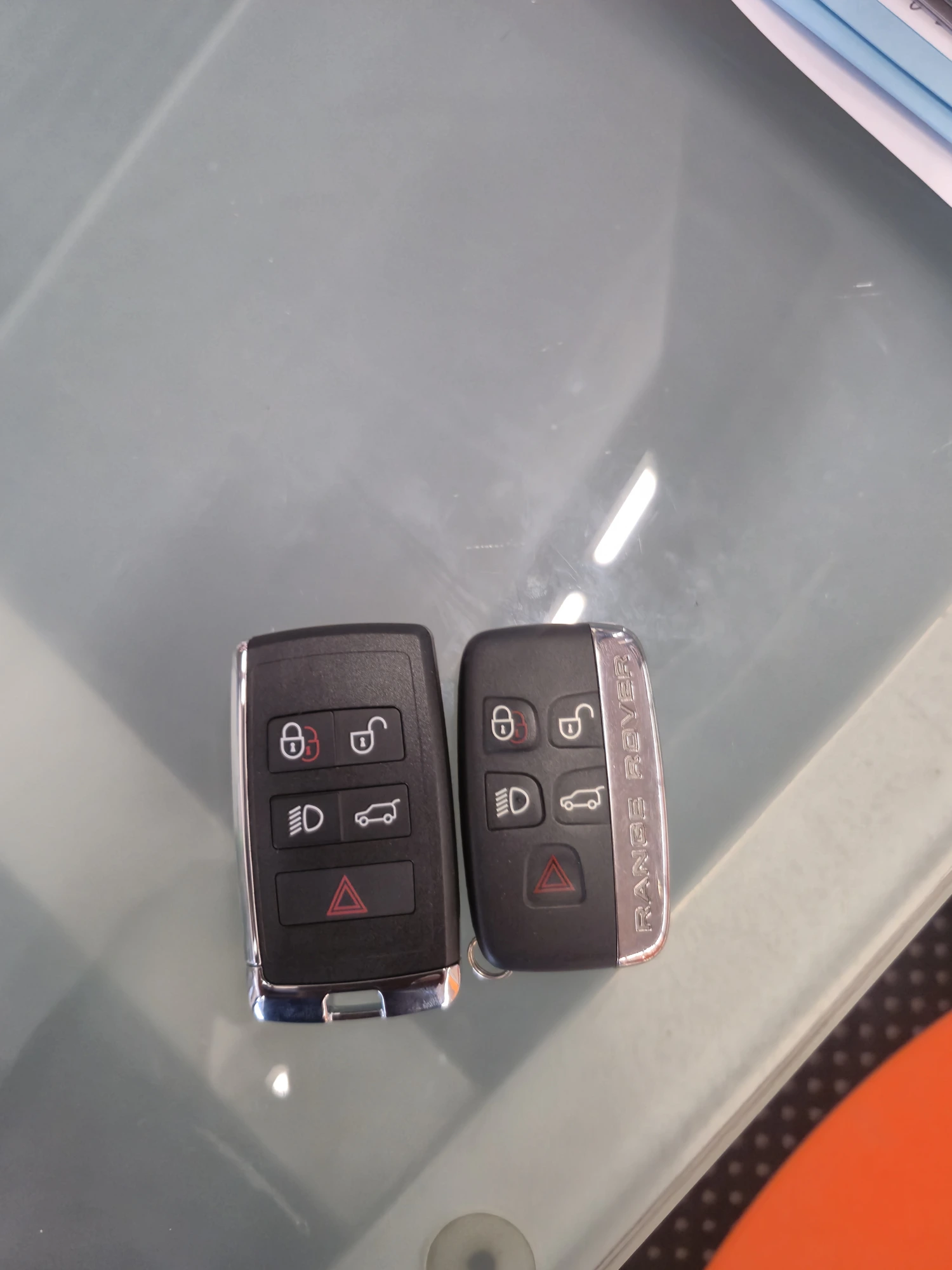 Double de clé Range Rover Evoque fonctionnel — BREZ CLÉ AUTO